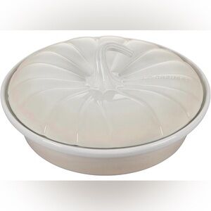 Le Creuset Stoneware Figural Pumpkin Baker with Lid, 9", Meringue